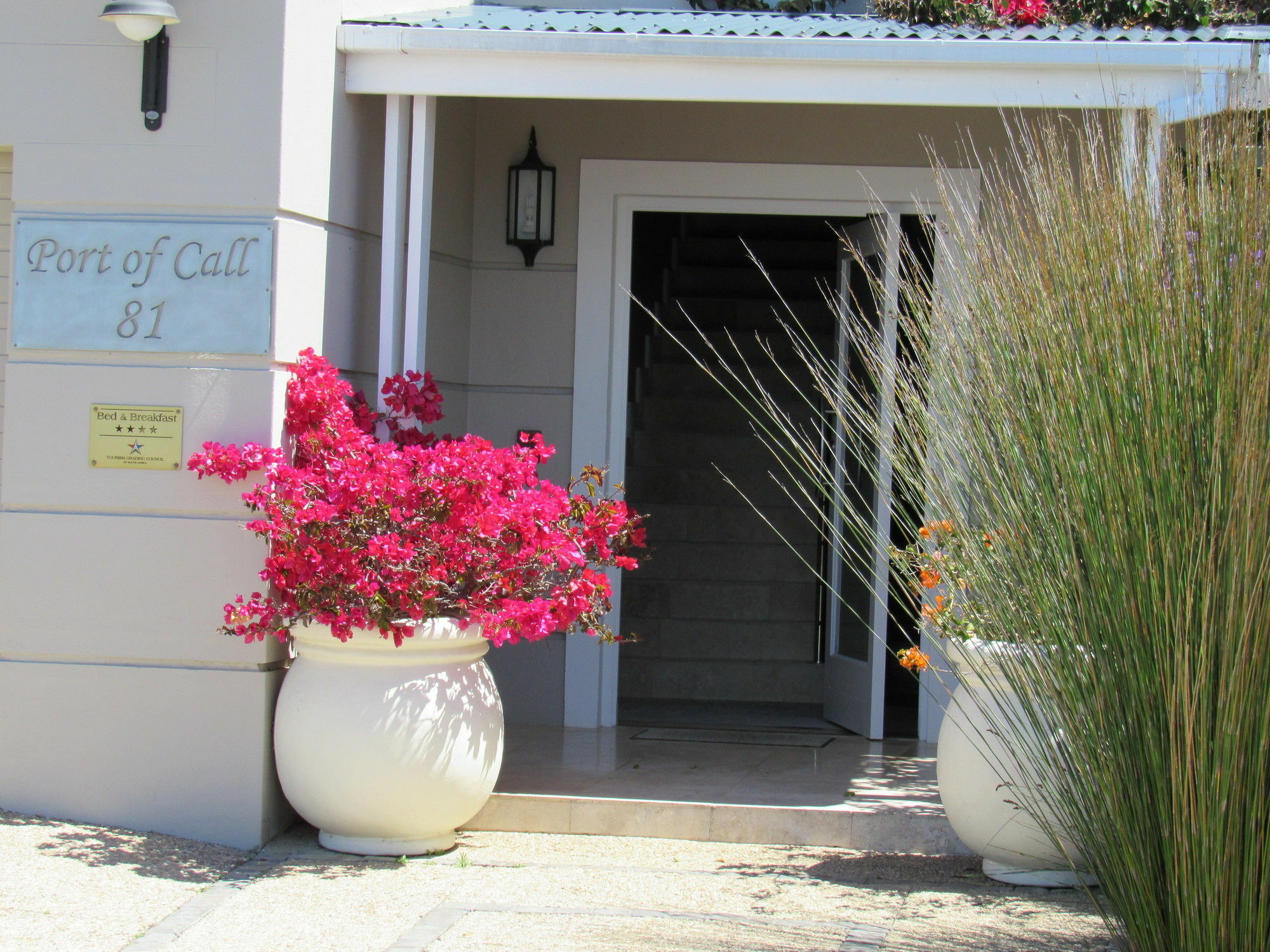 Port Of Call Simon's Town Exterior photo